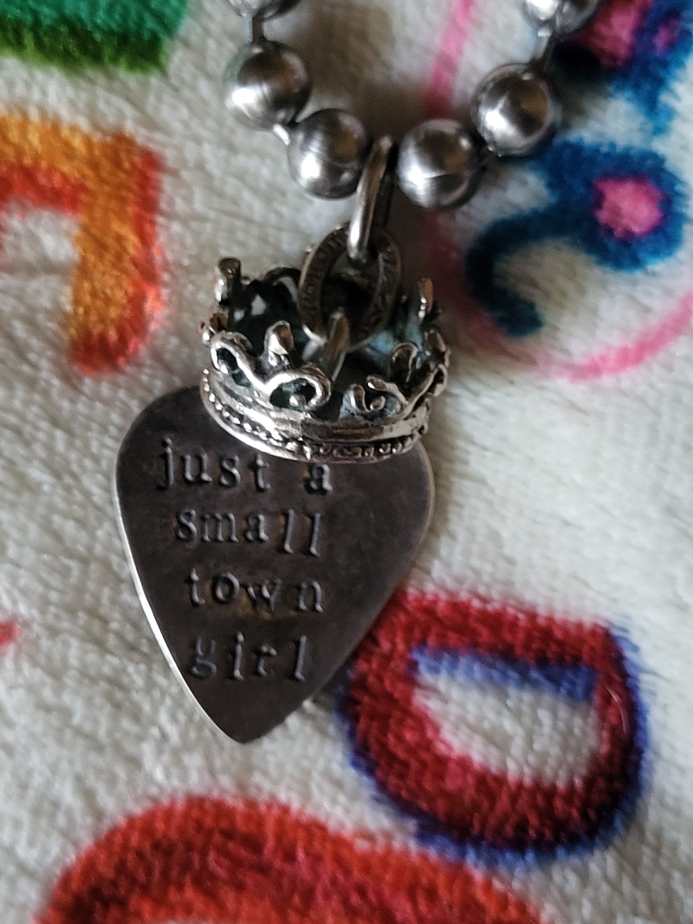 Paula Carvalho - 'Just a Small Town Girl' Necklace - Picture 7 of 8